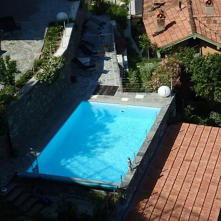 Sleeps 8 Pool Air Con Pianello Del Lario